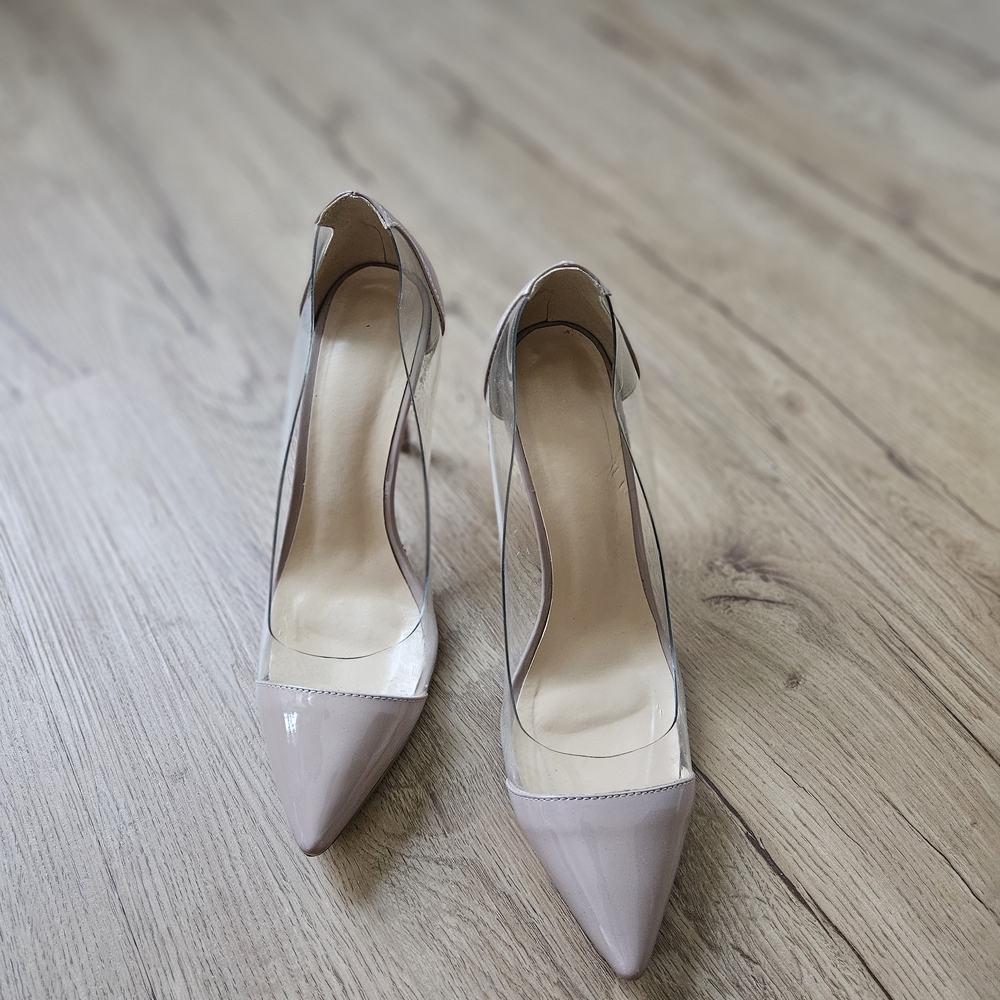 Elegant Nude Pointed-Toe Heels